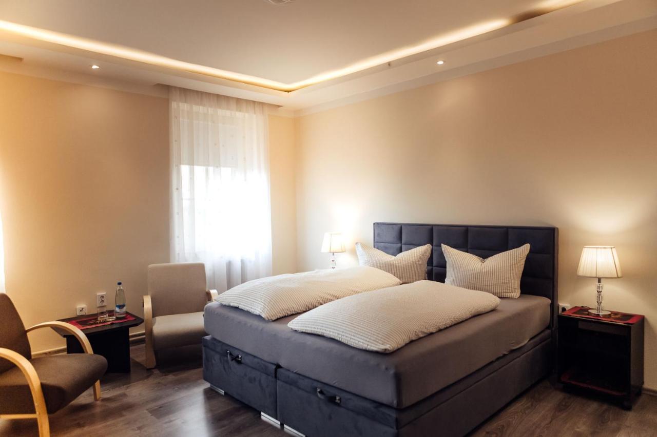 Hotel Und Restaurant Golden Village Riesa Zewnętrze zdjęcie